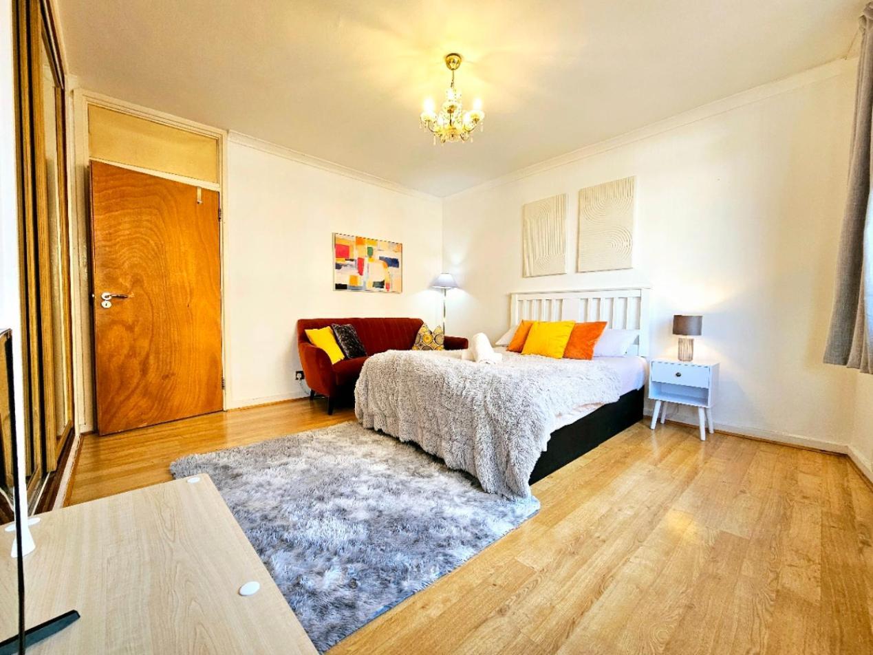 Bright & Spacious Home In Building With Lift, Right Next To Bayswater Station - Walk To Kensington Palace, Hyde Park, Little Venice & Notting Hill Londres Exterior foto