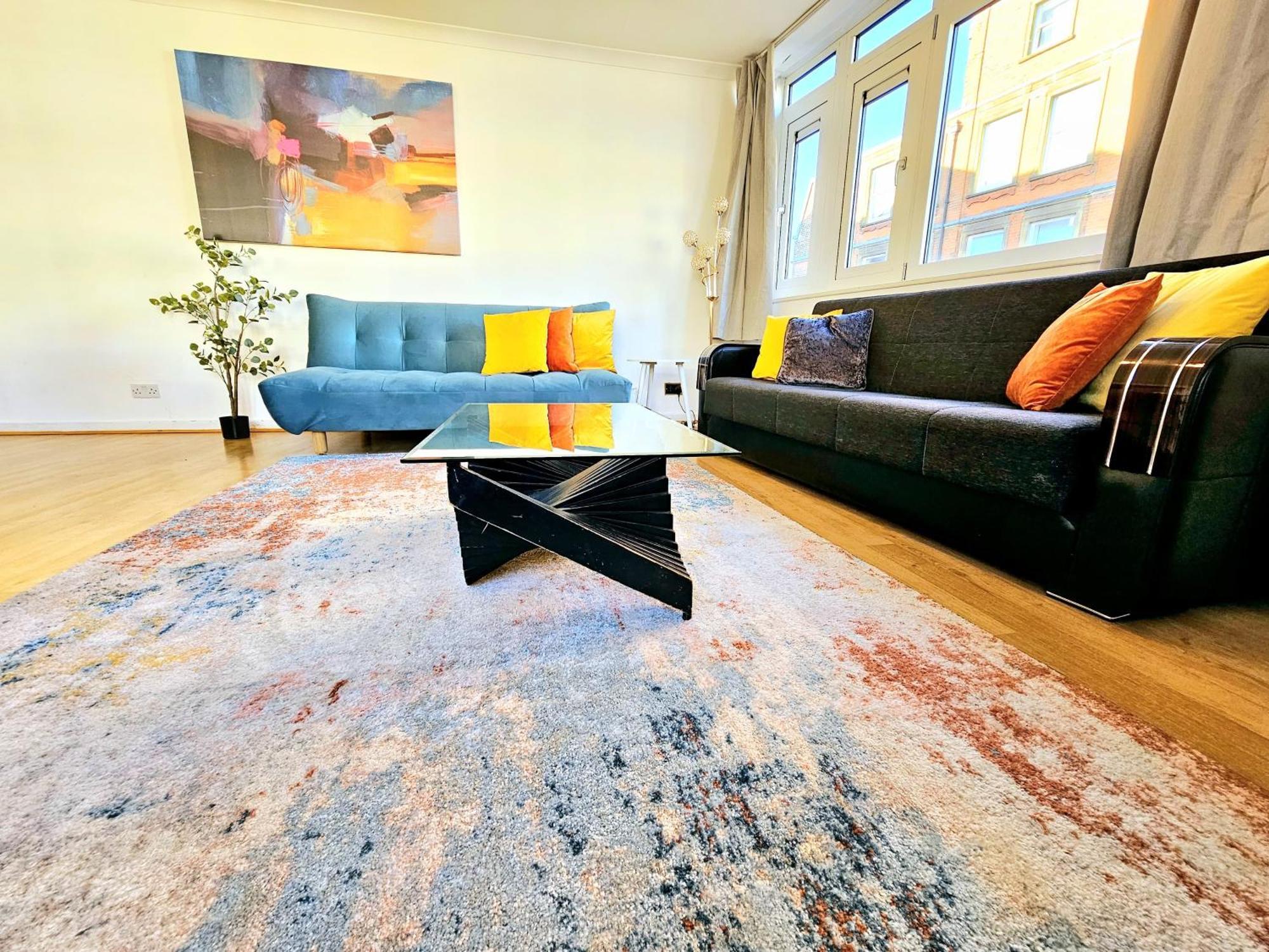 Bright & Spacious Home In Building With Lift, Right Next To Bayswater Station - Walk To Kensington Palace, Hyde Park, Little Venice & Notting Hill Londres Exterior foto